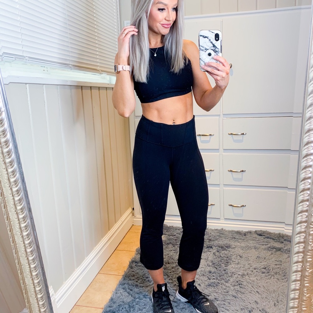 SOLD: Lululemon High Waist Leggings 4 - Picture 2 of 9